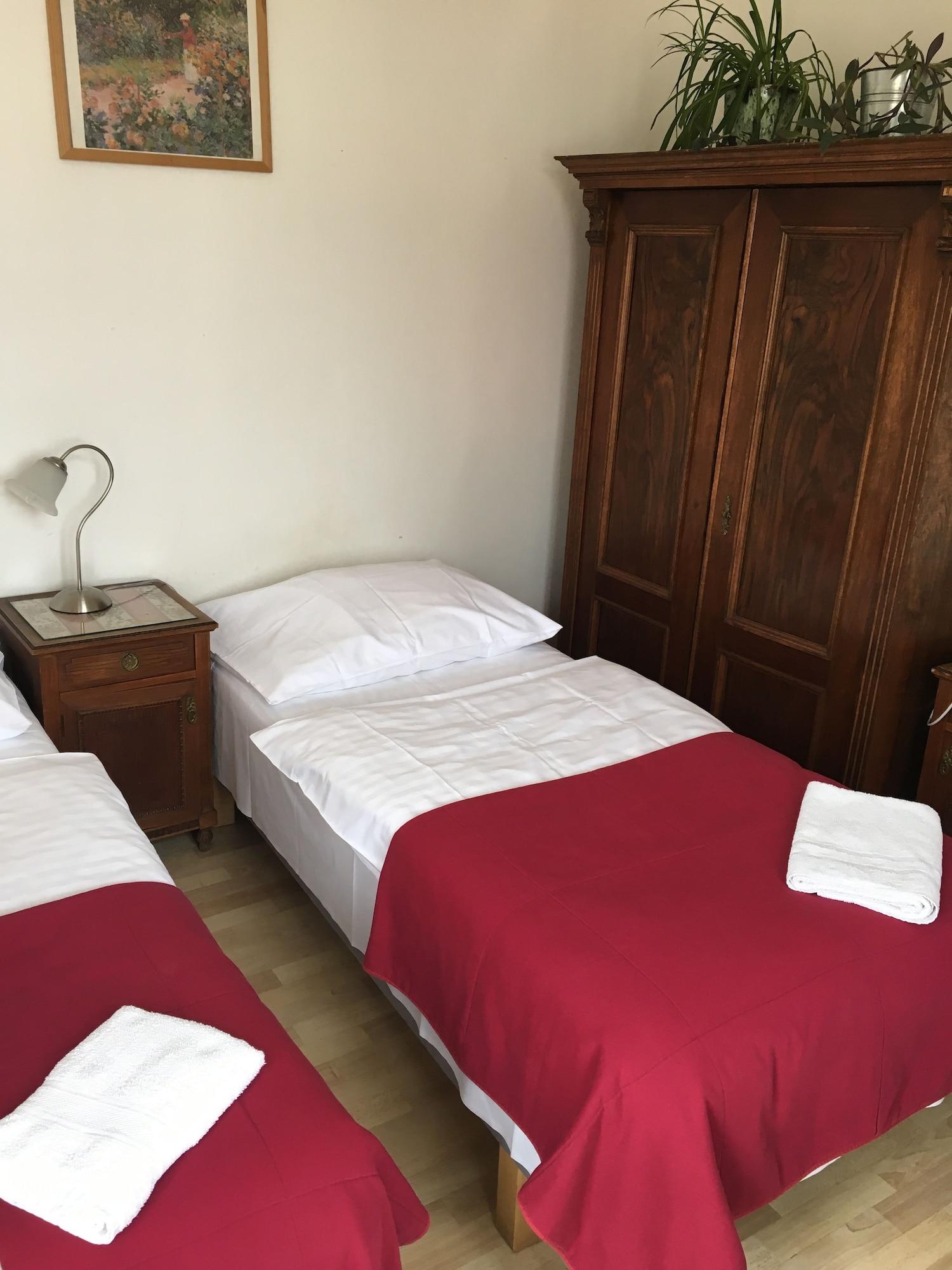 Hostel Rosemary Prága Kültér fotó