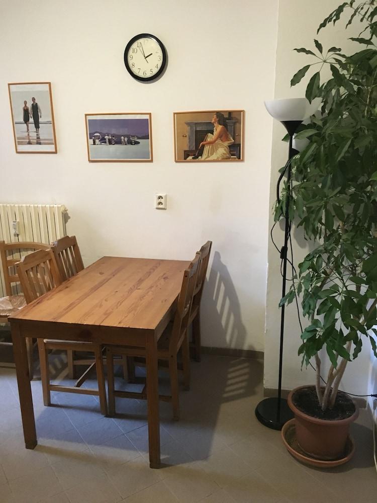 Hostel Rosemary Prága Kültér fotó