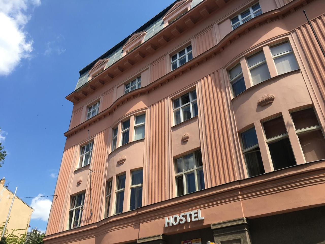 Hostel Rosemary Prága Kültér fotó