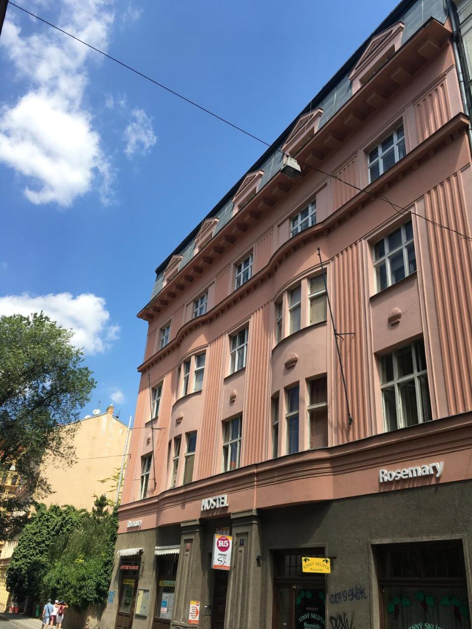 Hostel Rosemary Prága Kültér fotó